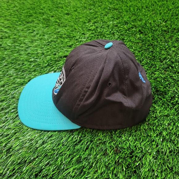 VTG 90s New Era Sea World Shamu Snapback Youth Hat Made in USA - Picture 2 of 7